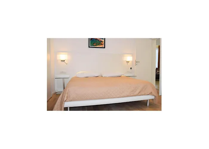 2 Bedroom Awesome In Feriehus