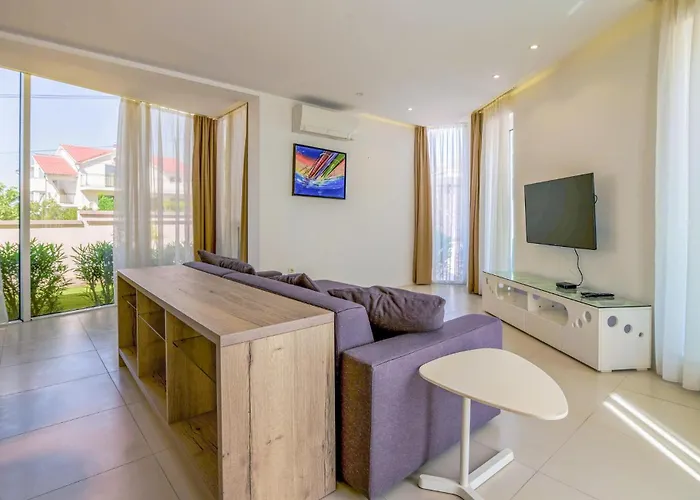 2 Bedroom Awesome In Feriehus *