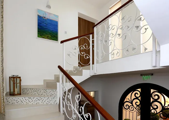 Feriehus 2 Bedroom Awesome In Murter