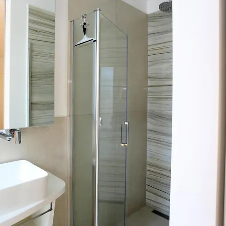 2 Bedroom Awesome In بيت للعطل *